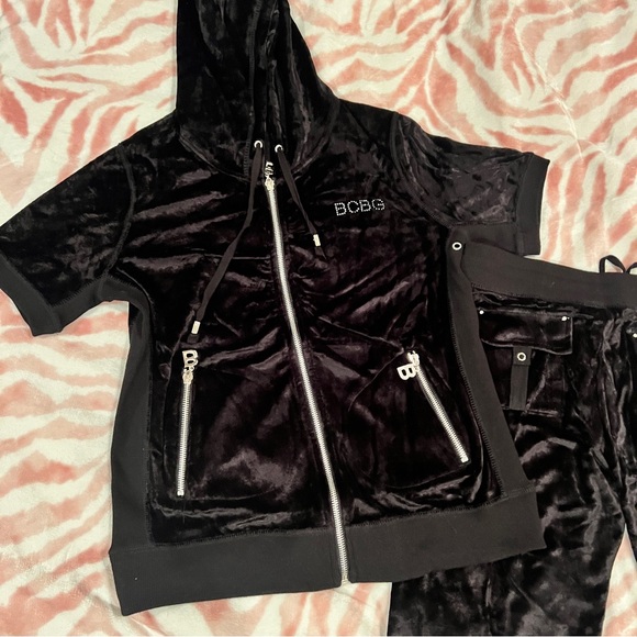 New Large Black BCBG 2-Piece Tracksuit Jacket + Track Capri Pants Set MSRP $160 - Picture 4 of 5